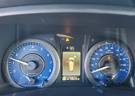 2016 Toyota Sienna Xle z USA, uszkodzony, nr VIN 5TDYK3DC9GS741631